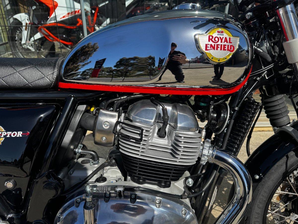 2025 ROYAL ENFIELD (SEE ALSO ENFIELD) INTERCEPTOR 650 E5 CLASSIC ROAD