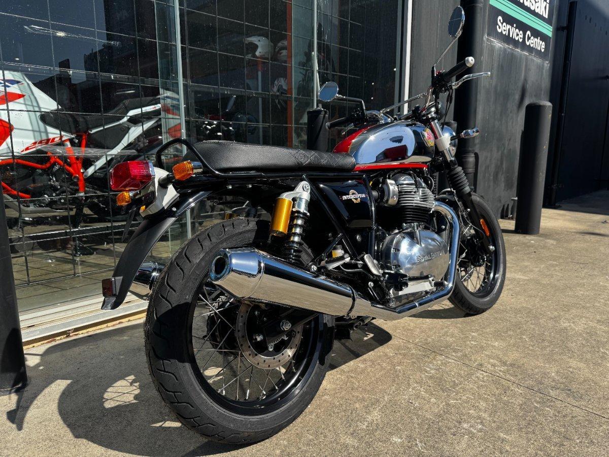 2025 ROYAL ENFIELD (SEE ALSO ENFIELD) INTERCEPTOR 650 E5 CLASSIC ROAD