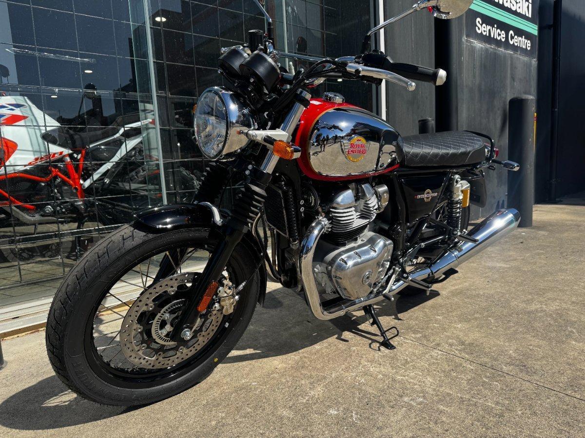 2025 ROYAL ENFIELD (SEE ALSO ENFIELD) INTERCEPTOR 650 E5 CLASSIC ROAD
