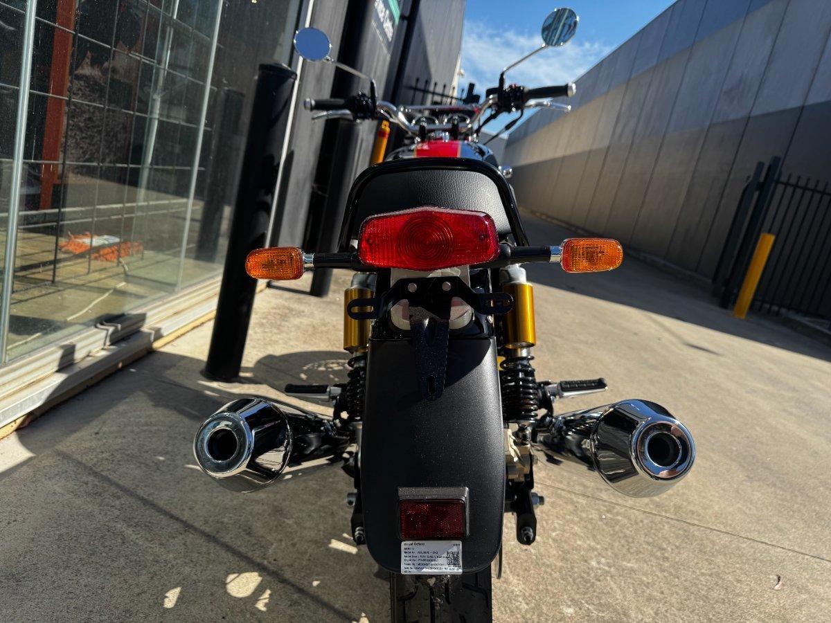 2025 ROYAL ENFIELD (SEE ALSO ENFIELD) INTERCEPTOR 650 E5 CLASSIC ROAD