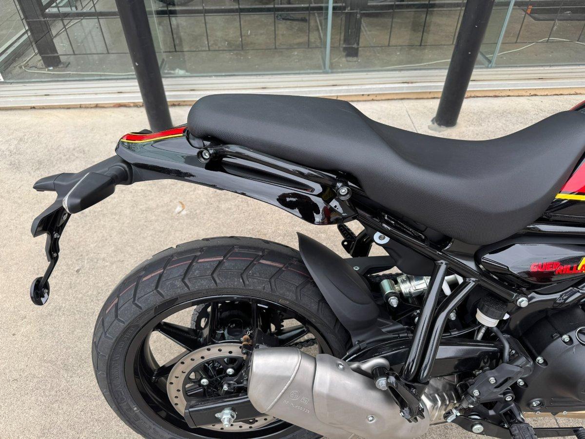 2025 ROYAL ENFIELD (SEE ALSO ENFIELD) GUERILLA 450 ROAD