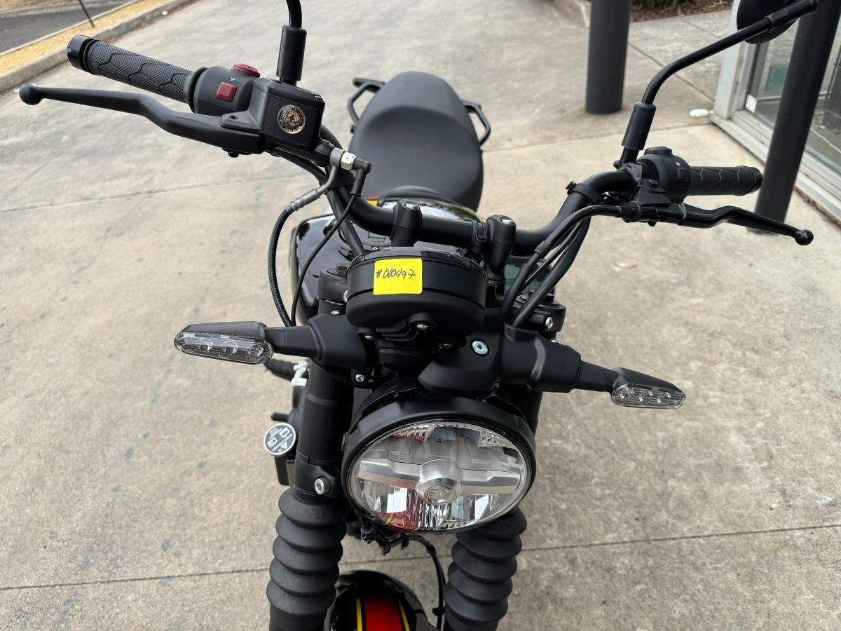 2025 ROYAL ENFIELD (SEE ALSO ENFIELD) GUERILLA 450 ROAD