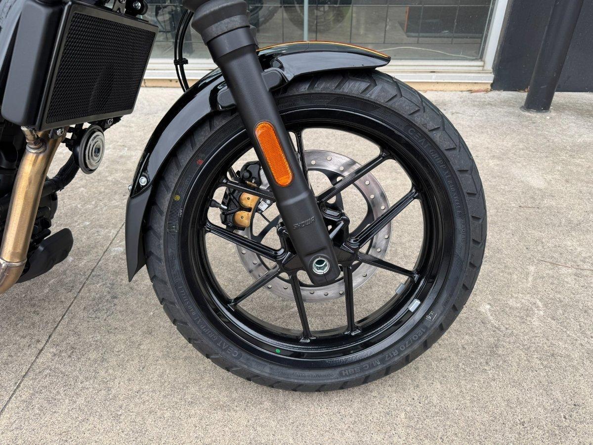 2025 ROYAL ENFIELD (SEE ALSO ENFIELD) GUERILLA 450 ROAD