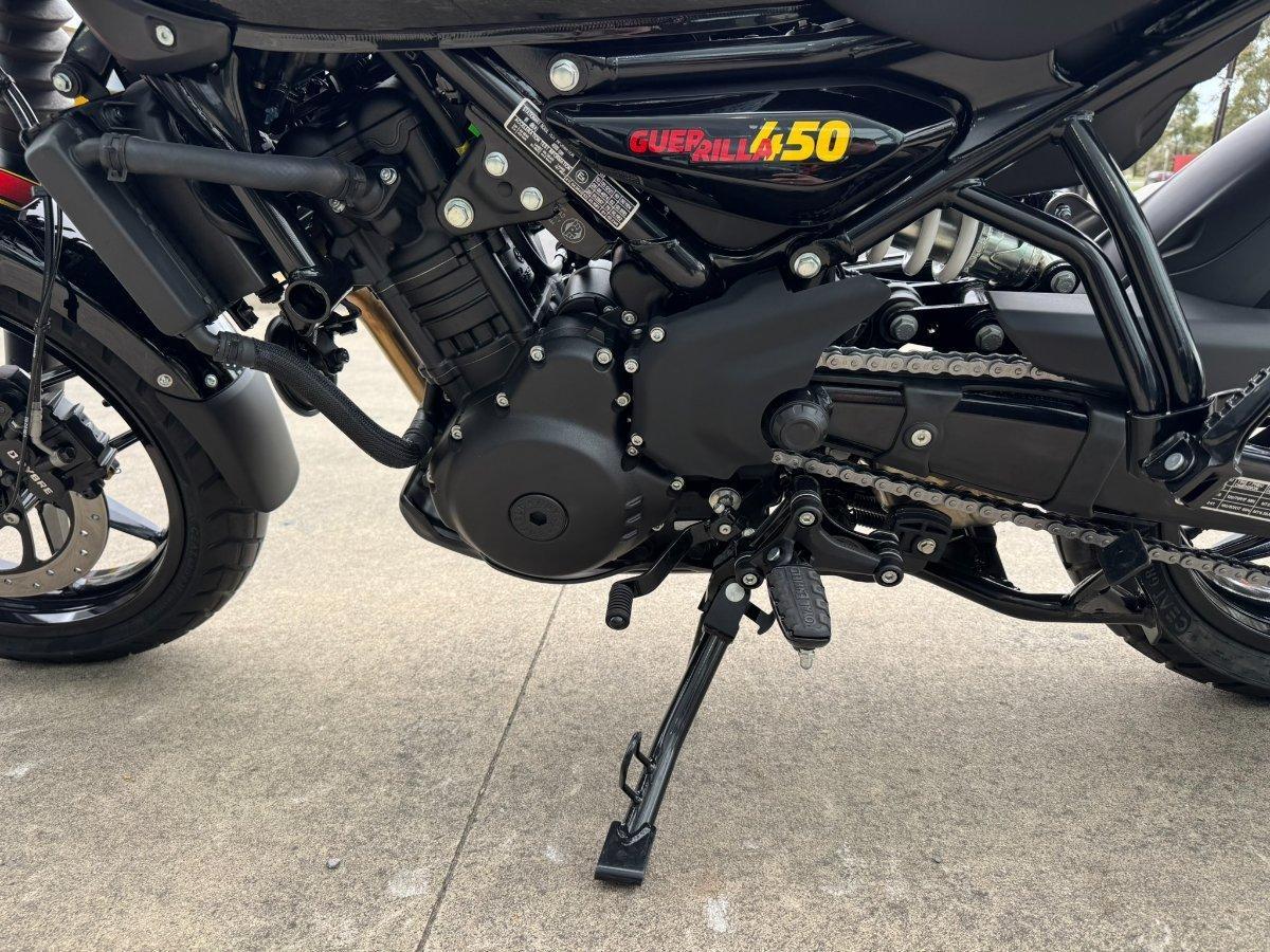 2025 ROYAL ENFIELD (SEE ALSO ENFIELD) GUERILLA 450 ROAD