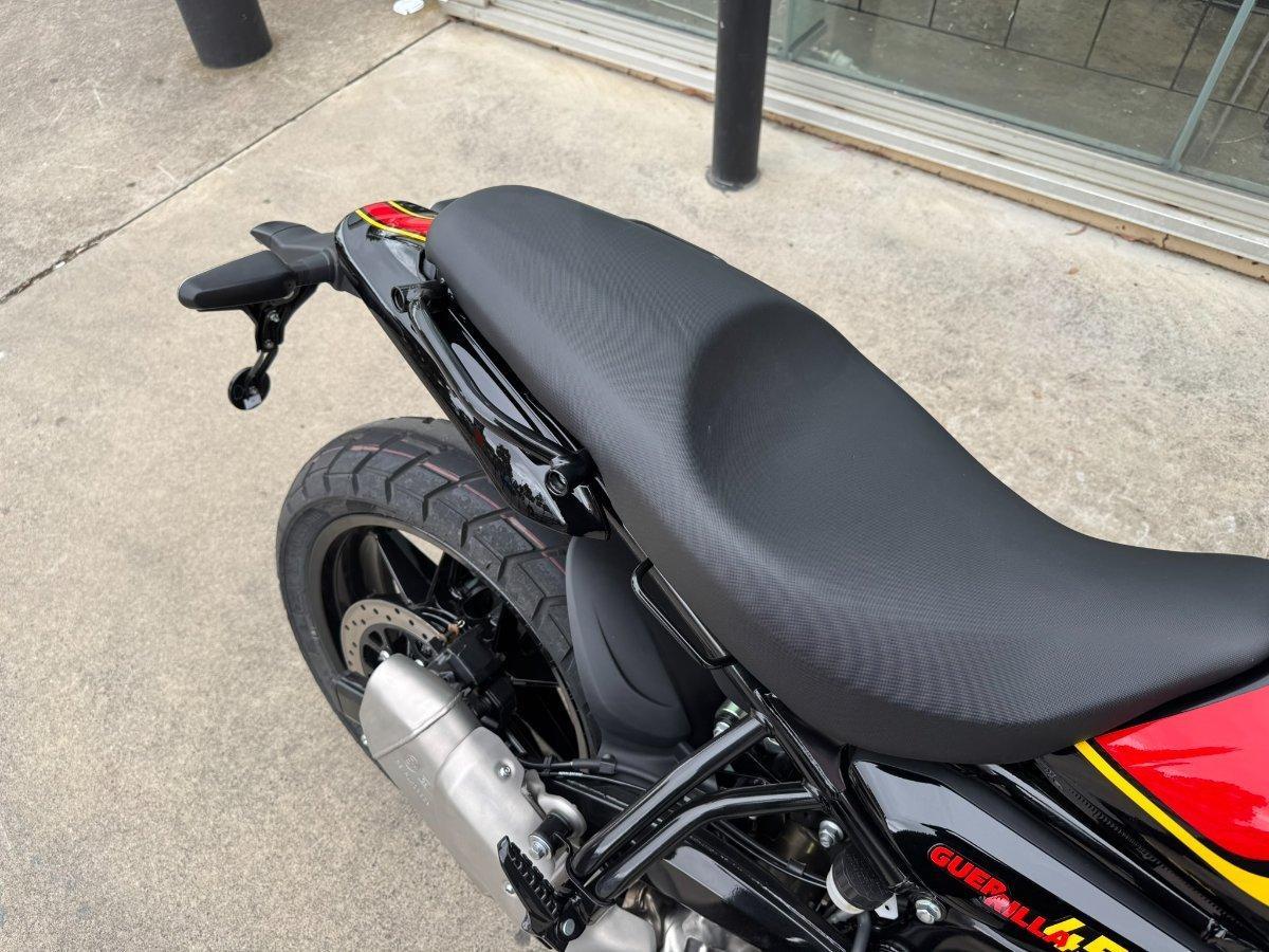 2025 ROYAL ENFIELD (SEE ALSO ENFIELD) GUERILLA 450 ROAD