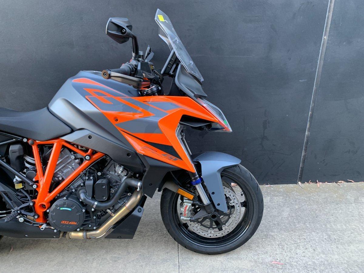 2024 KTM 1290 SUPER DUKE GT SPORTS