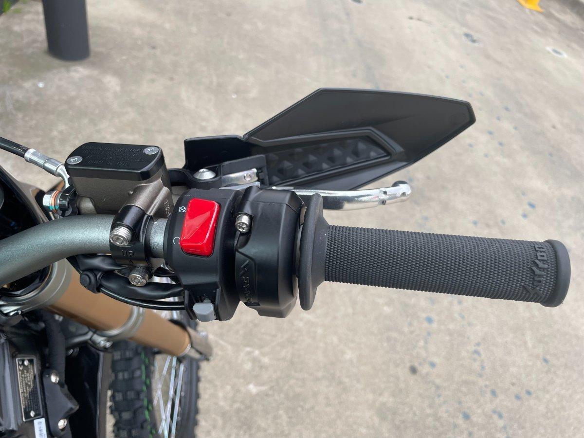2025 SUR-RON ULTRA BEE X HP MOTOCROSS