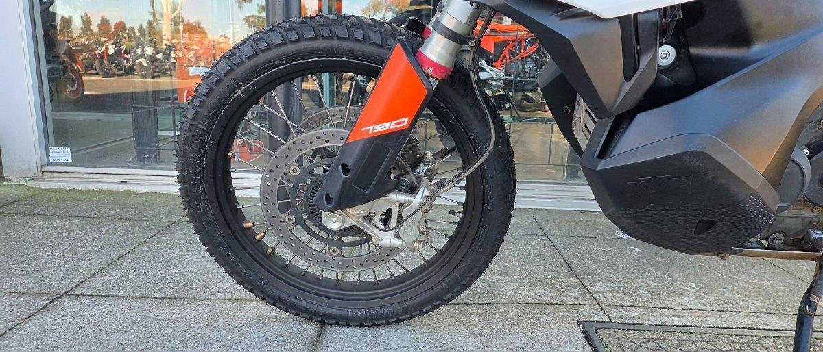 2019 KTM KTM 790 ADVENTURE DUAL SPORTS