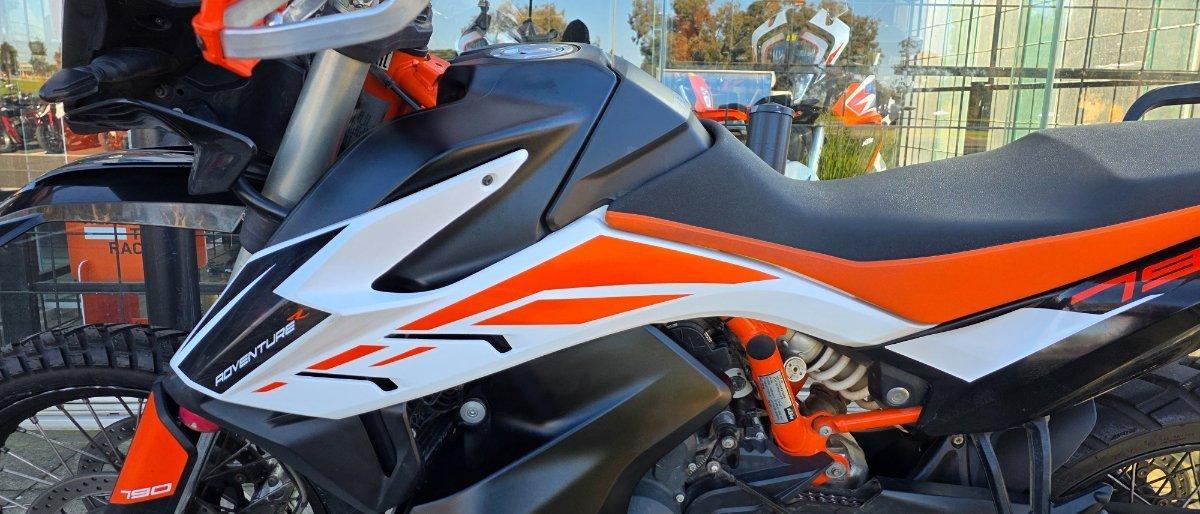 2019 KTM KTM 790 ADVENTURE DUAL SPORTS