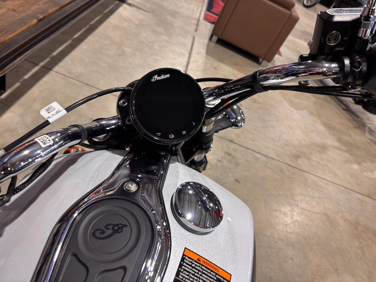 2025 INDIAN SCOUT CLASSIC CRUISER