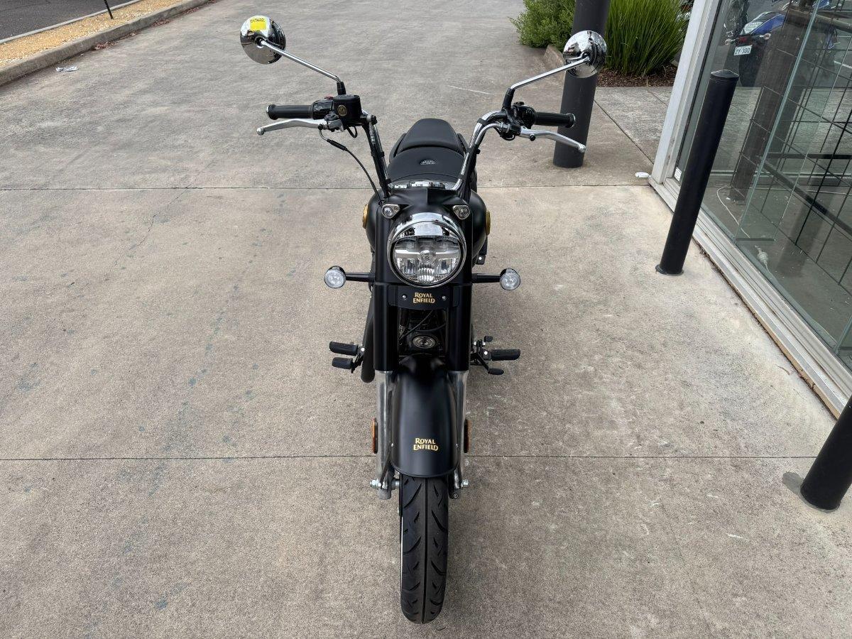2025 ROYAL ENFIELD CLASSIC 350 ROAD