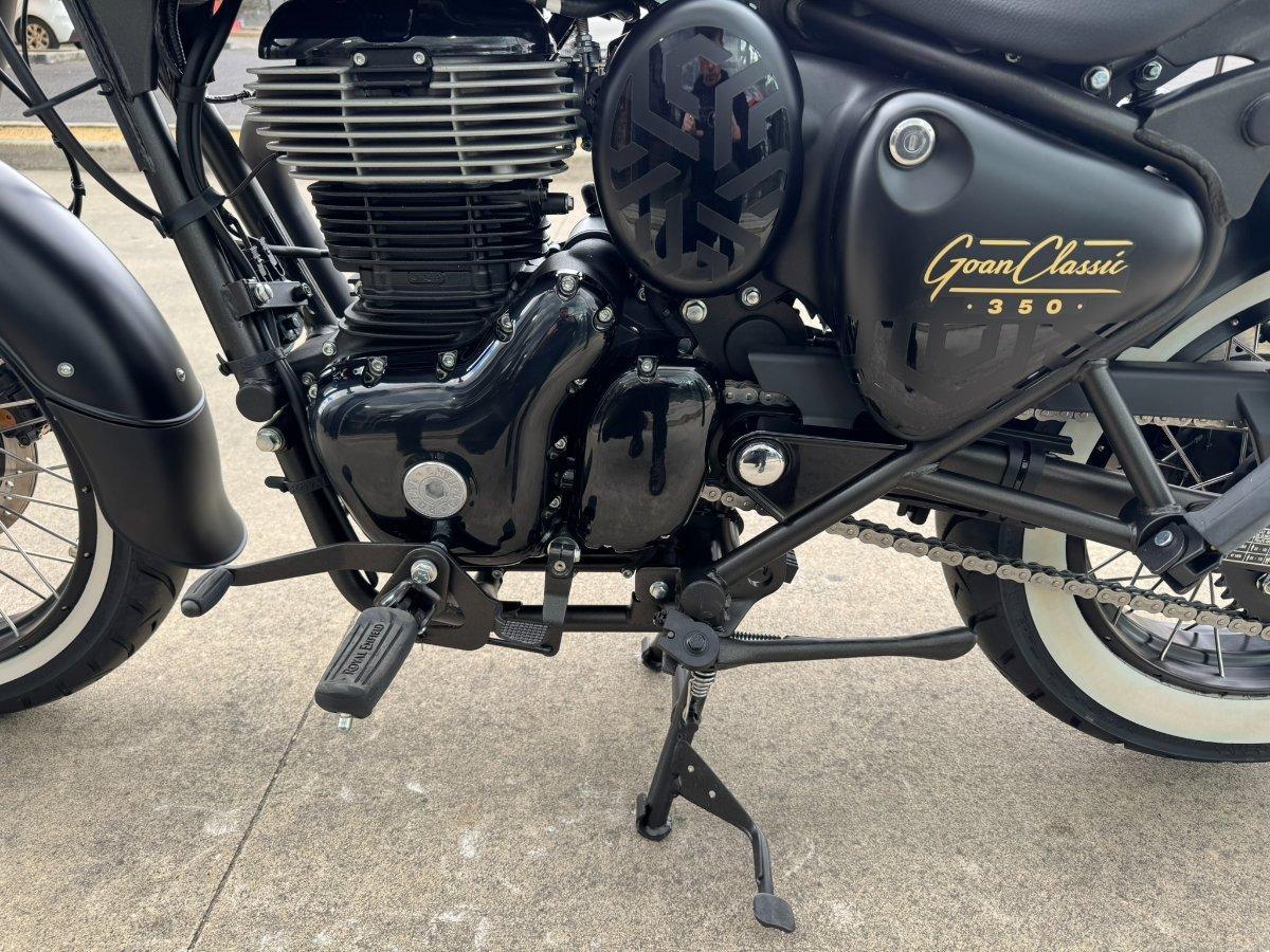 2025 ROYAL ENFIELD CLASSIC 350 ROAD