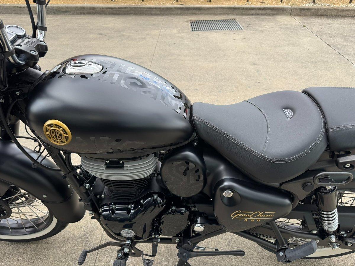 2025 ROYAL ENFIELD CLASSIC 350 ROAD