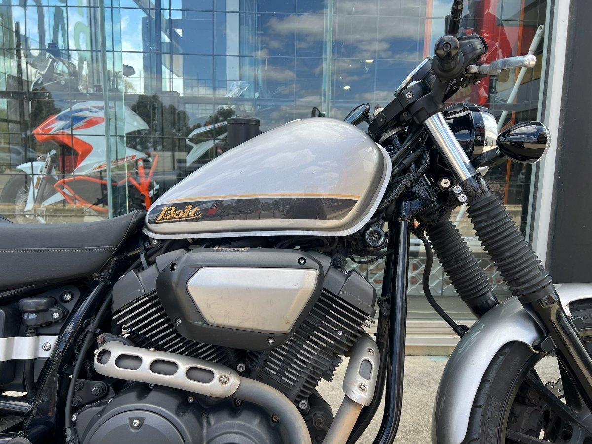 2015 YAMAHA BOLT CRUISER