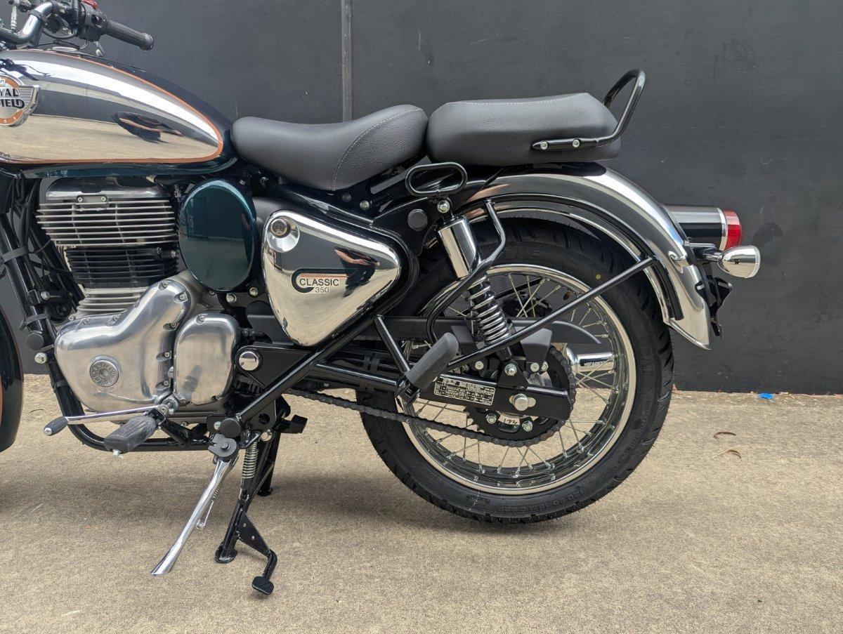 2025 ROYAL ENFIELD (SEE ALSO ENFIELD) CLASSIC 350 CHROME ROAD