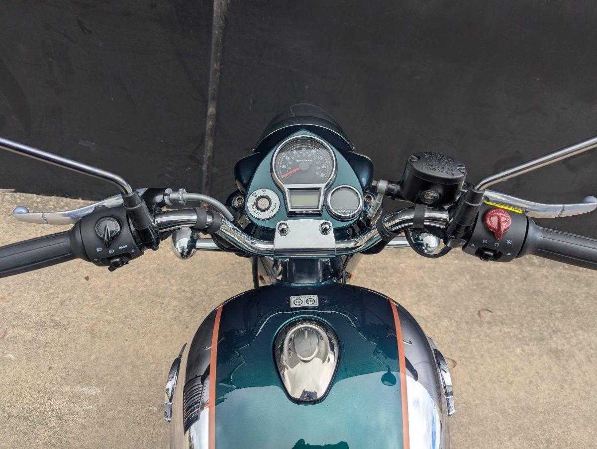 2025 ROYAL ENFIELD (SEE ALSO ENFIELD) CLASSIC 350 CHROME ROAD