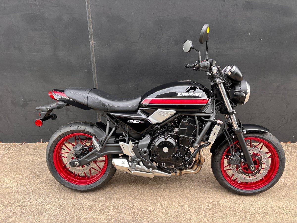 2026 KAWASAKI Z650 RS ROAD