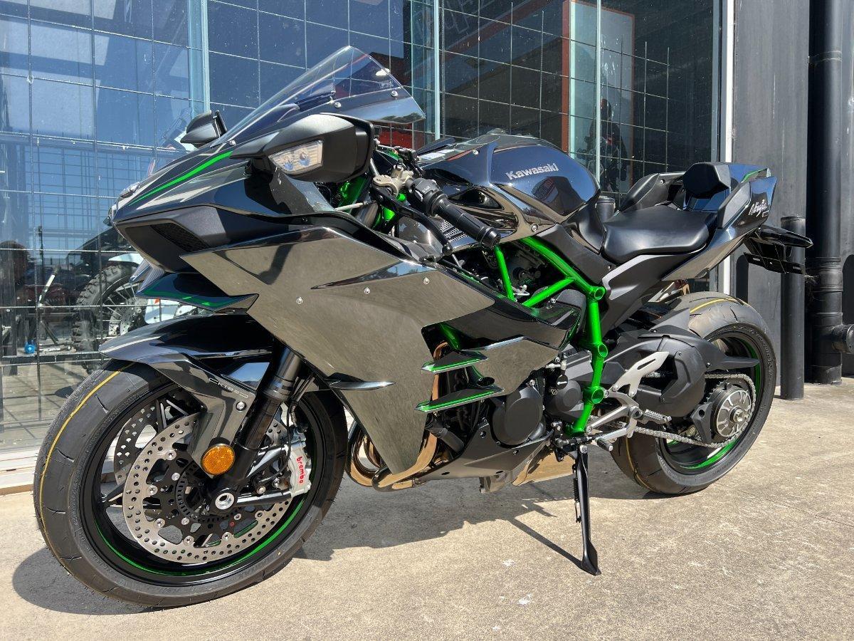 2025 KAWASAKI NINJA H2 SPORTS