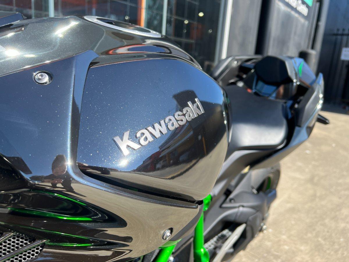 2025 KAWASAKI NINJA H2 SPORTS