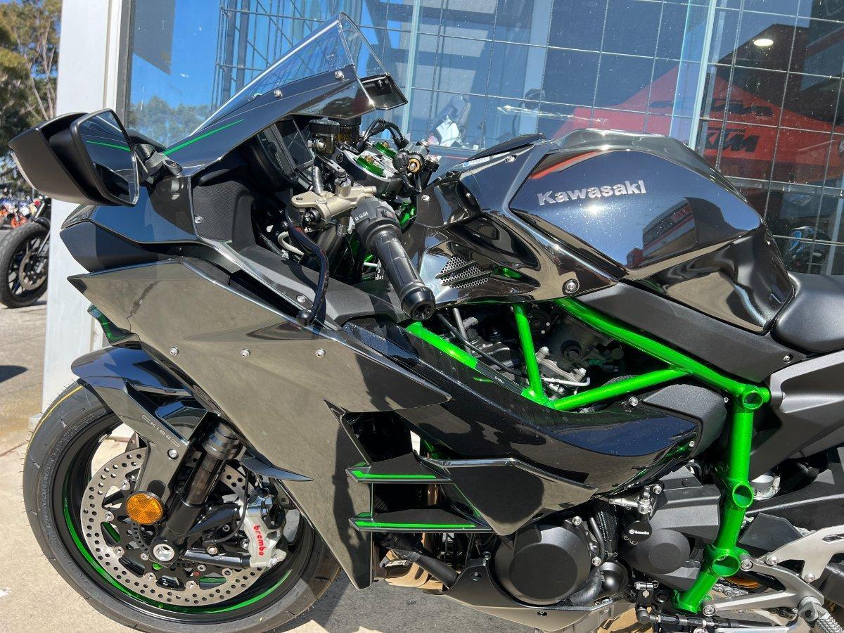 2025 KAWASAKI NINJA H2 SPORTS