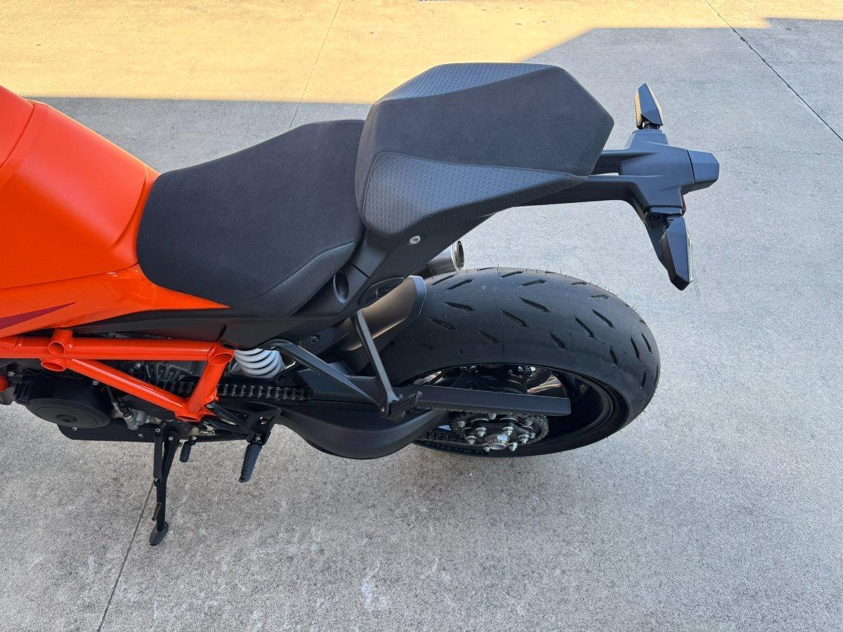2024 KTM 1390 SUPER DUKE R SPORTS
