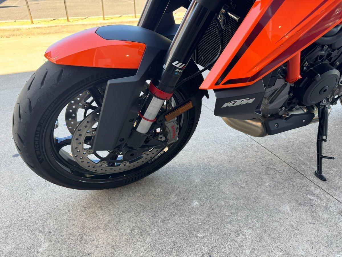 2024 KTM 1390 SUPER DUKE R SPORTS