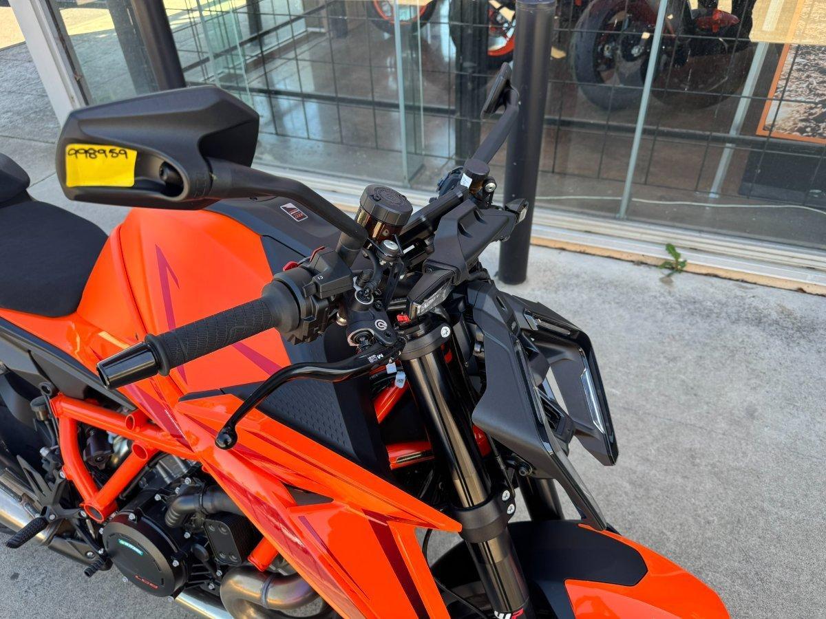 2024 KTM 1390 SUPER DUKE R SPORTS