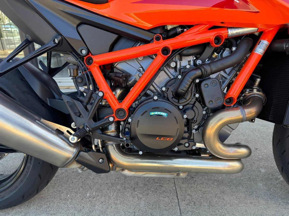 2024 KTM 1390 SUPER DUKE R SPORTS