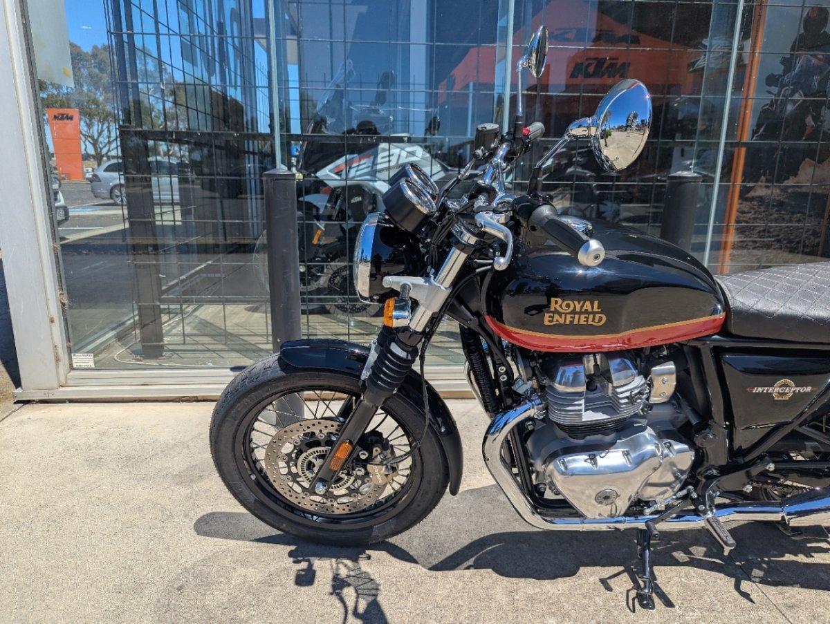 2025 ROYAL ENFIELD (SEE ALSO ENFIELD) INTERCEPTOR 650 E5 CLASSIC ROAD