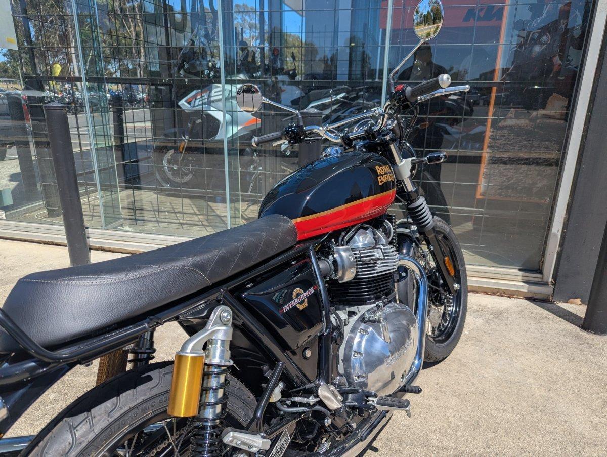 2025 ROYAL ENFIELD (SEE ALSO ENFIELD) INTERCEPTOR 650 E5 CLASSIC ROAD