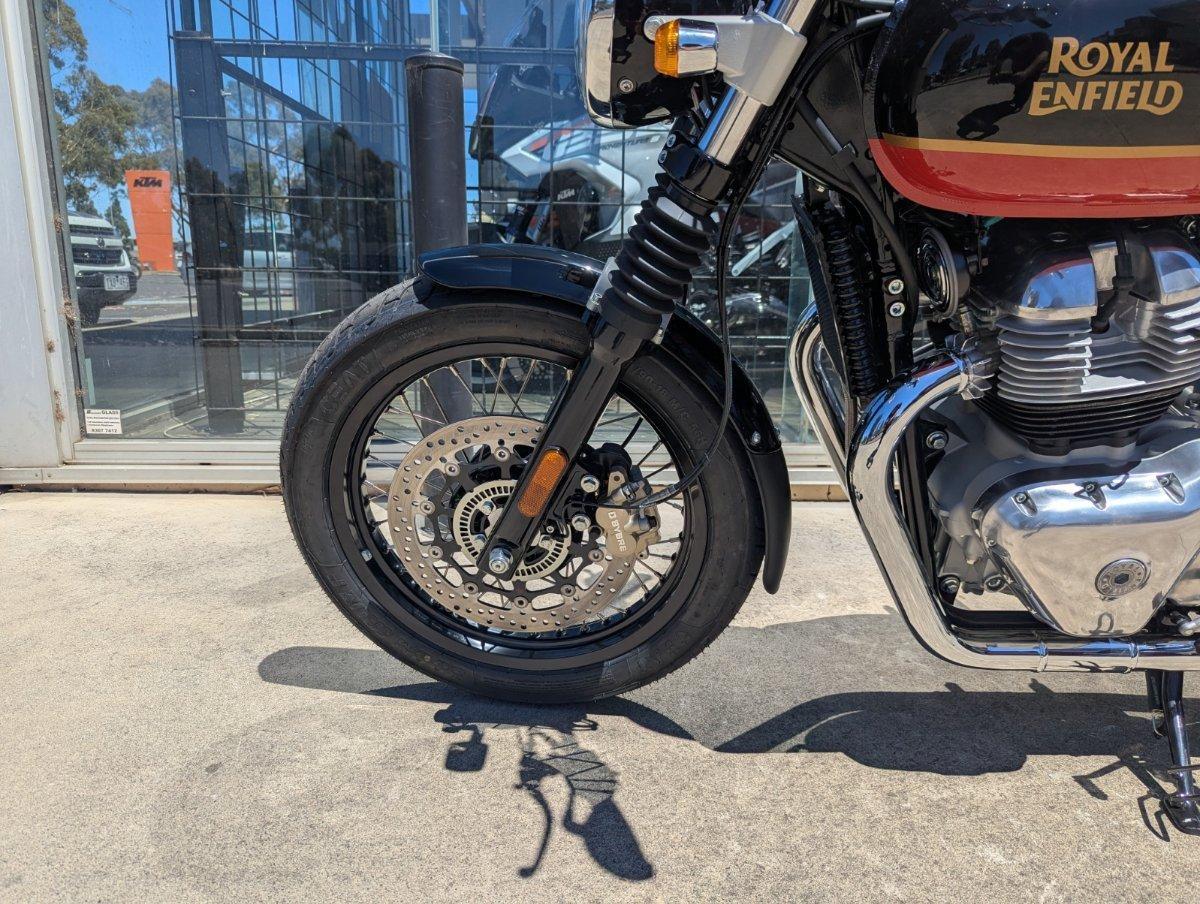 2025 ROYAL ENFIELD (SEE ALSO ENFIELD) INTERCEPTOR 650 E5 CLASSIC ROAD