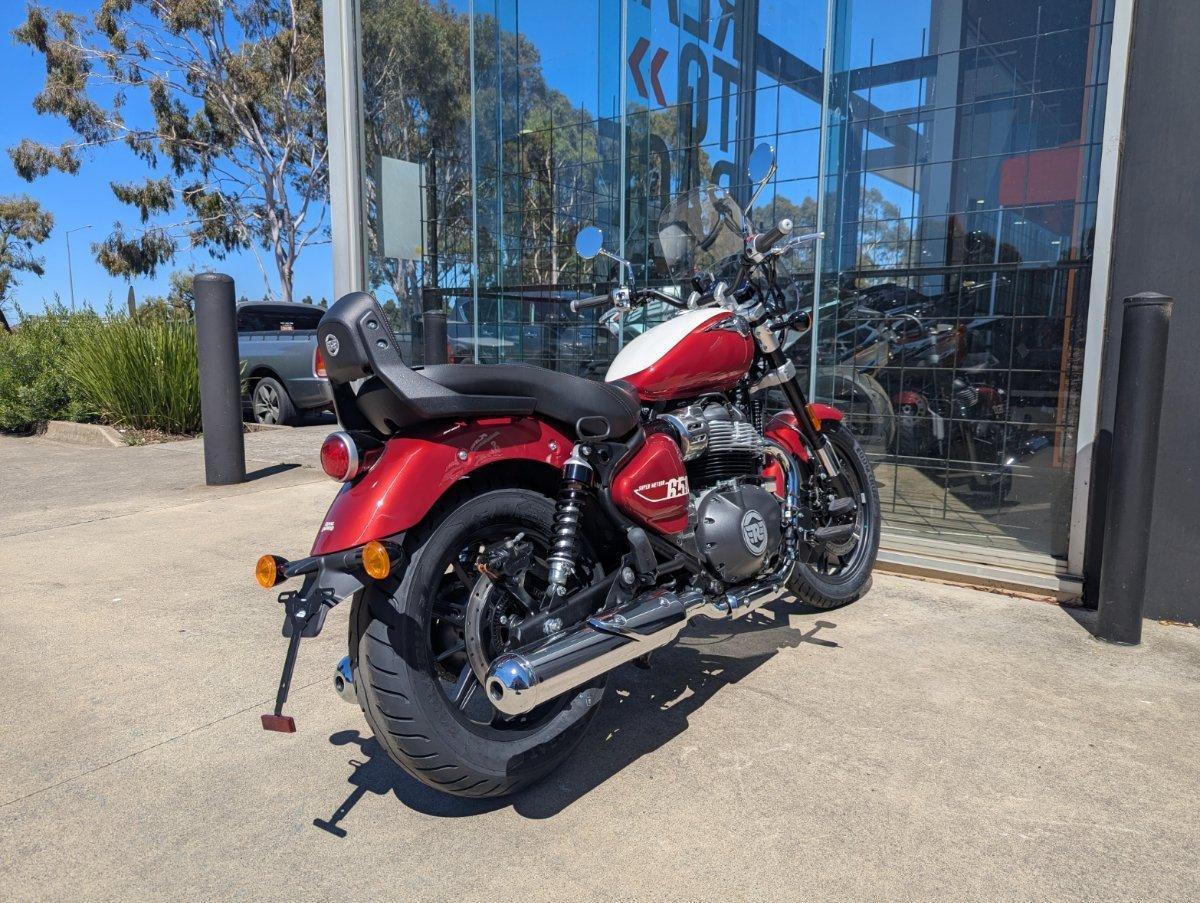 2025 ROYAL ENFIELD (SEE ALSO ENFIELD) SUPER METEOR 650 ROAD