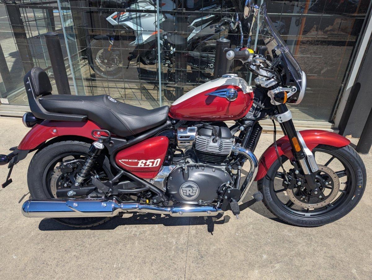 2025 ROYAL ENFIELD (SEE ALSO ENFIELD) SUPER METEOR 650 ROAD
