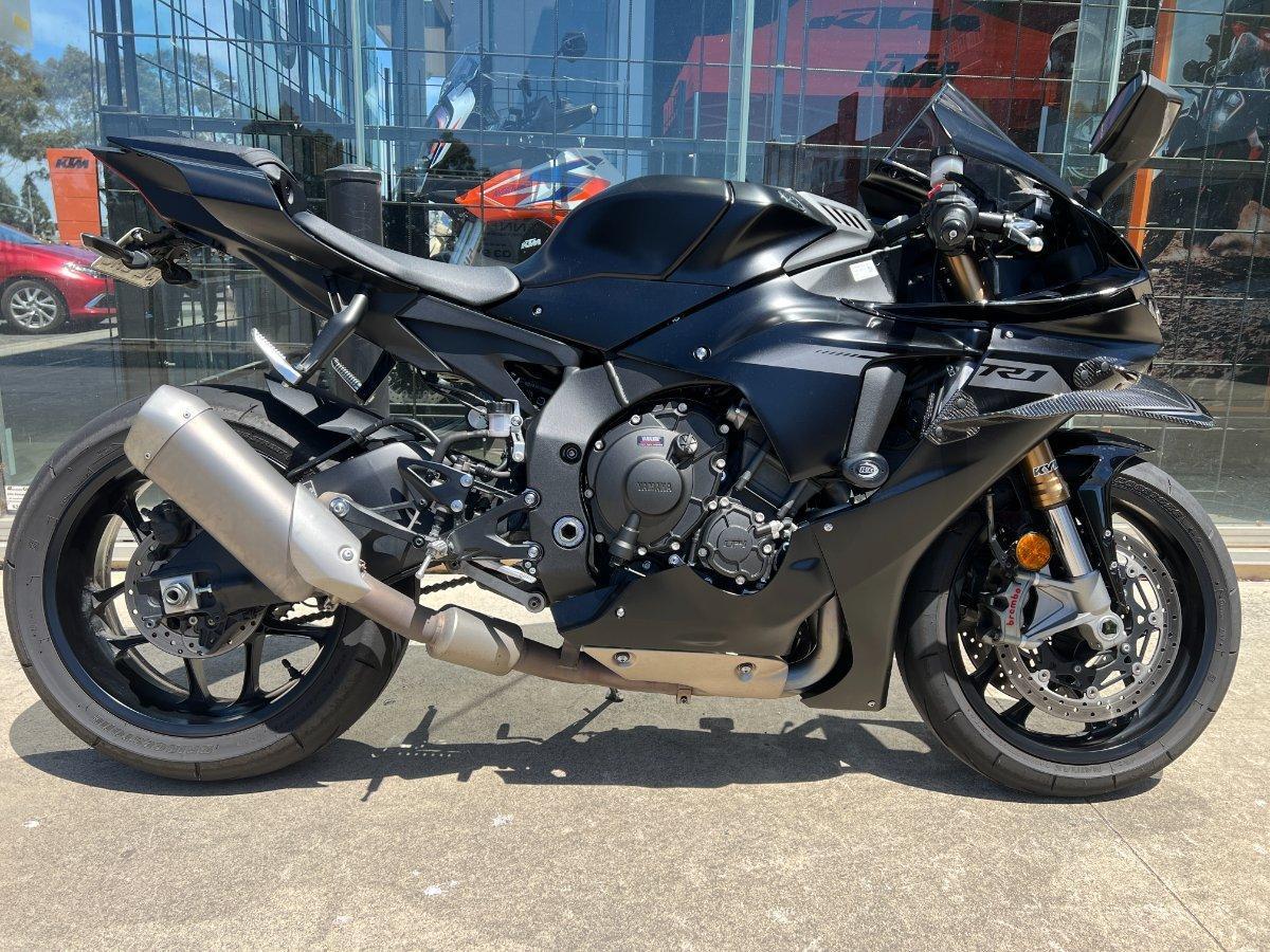 2025 YAMAHA YZF-R15M SPORTS