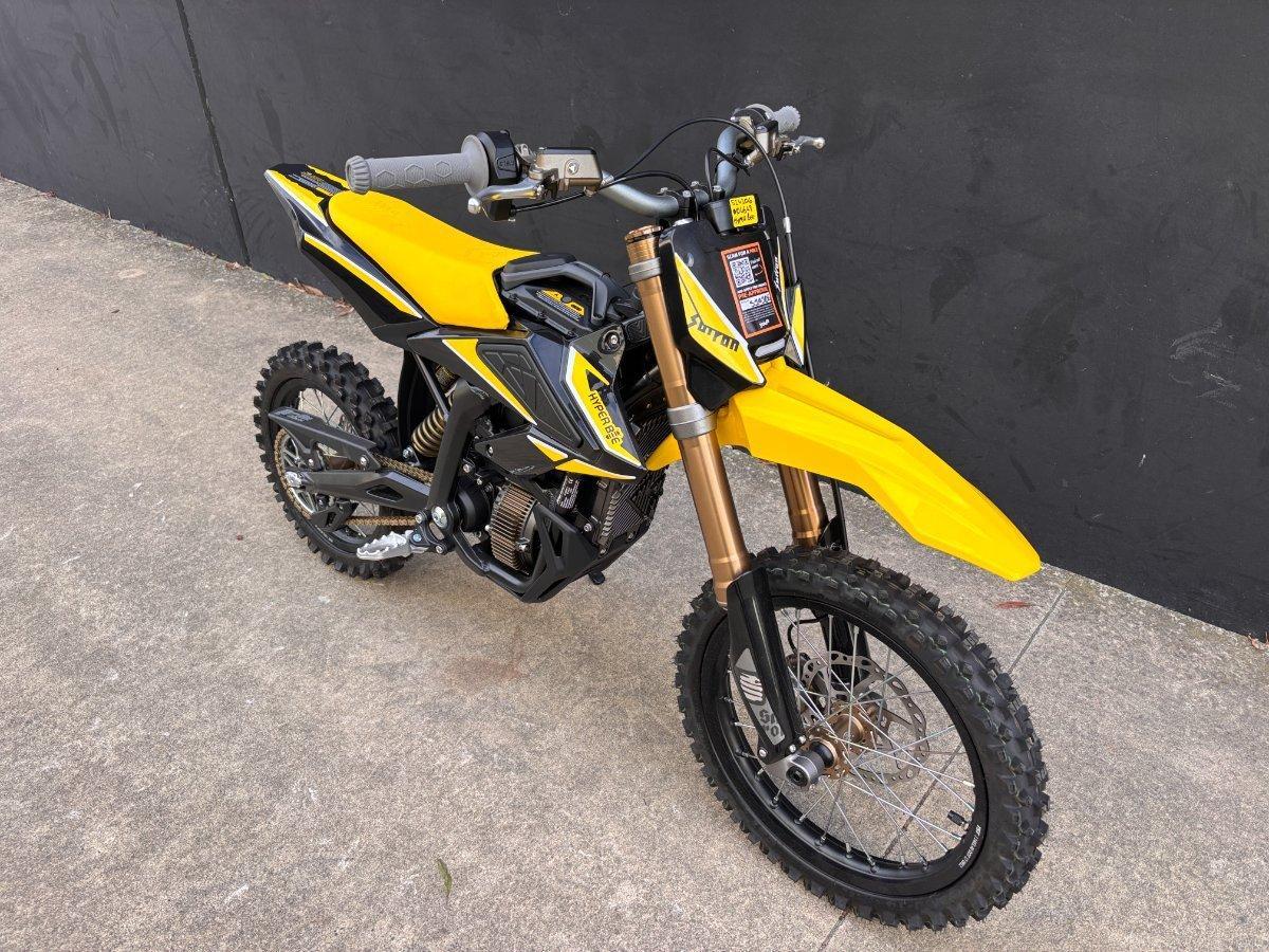 2025 SUR-RON HYPER BEE 14/12 TRAIL