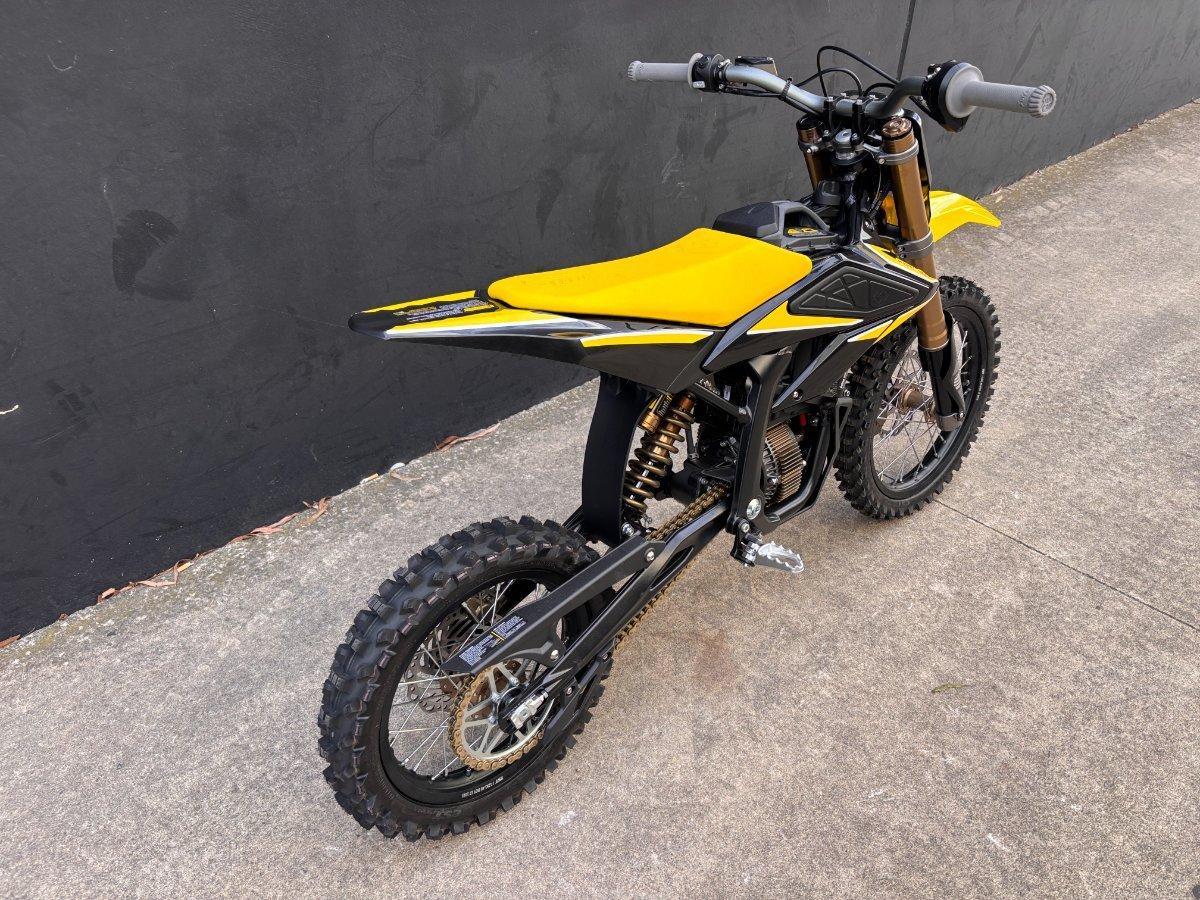 2025 SUR-RON HYPER BEE 14/12 TRAIL
