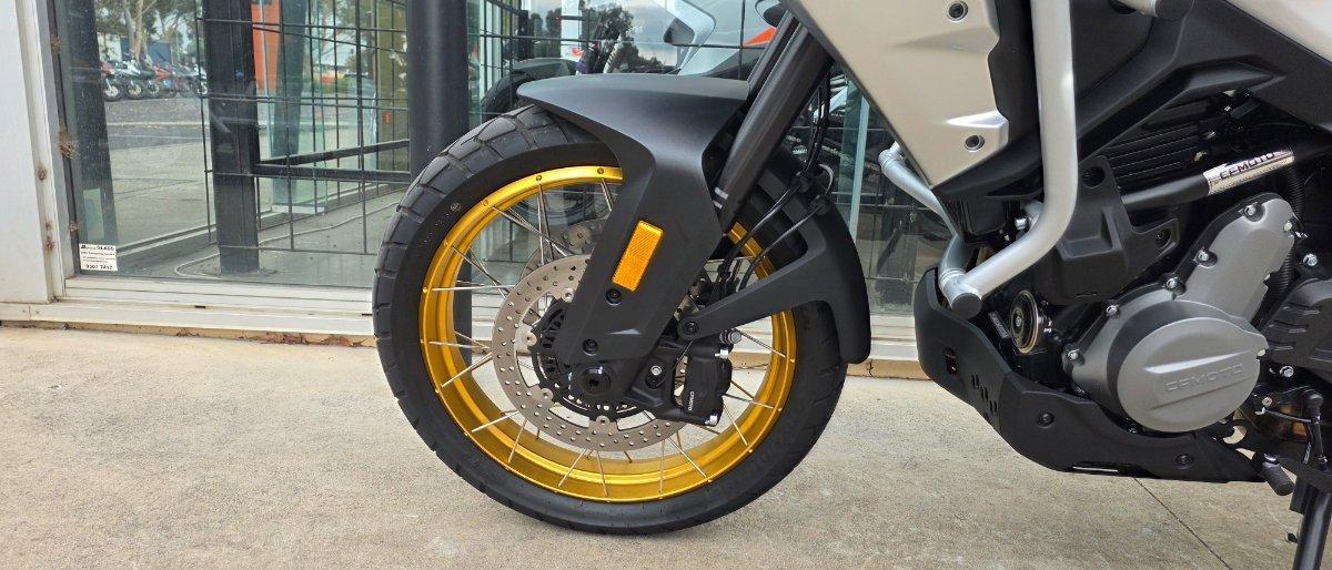 2025 CF MOTO MT DUAL SPORTS