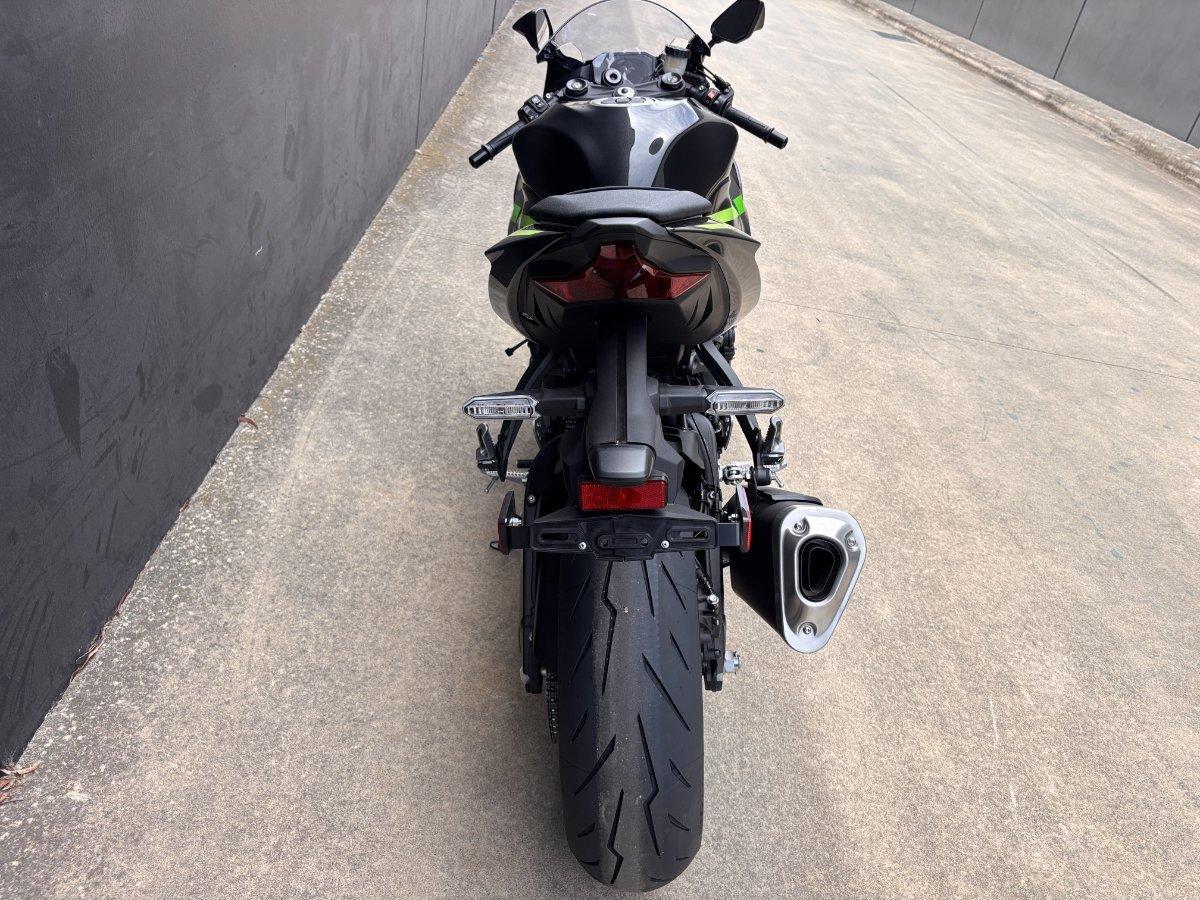 2026 KAWASAKI NINJA ZX-6R (636) SPORTS