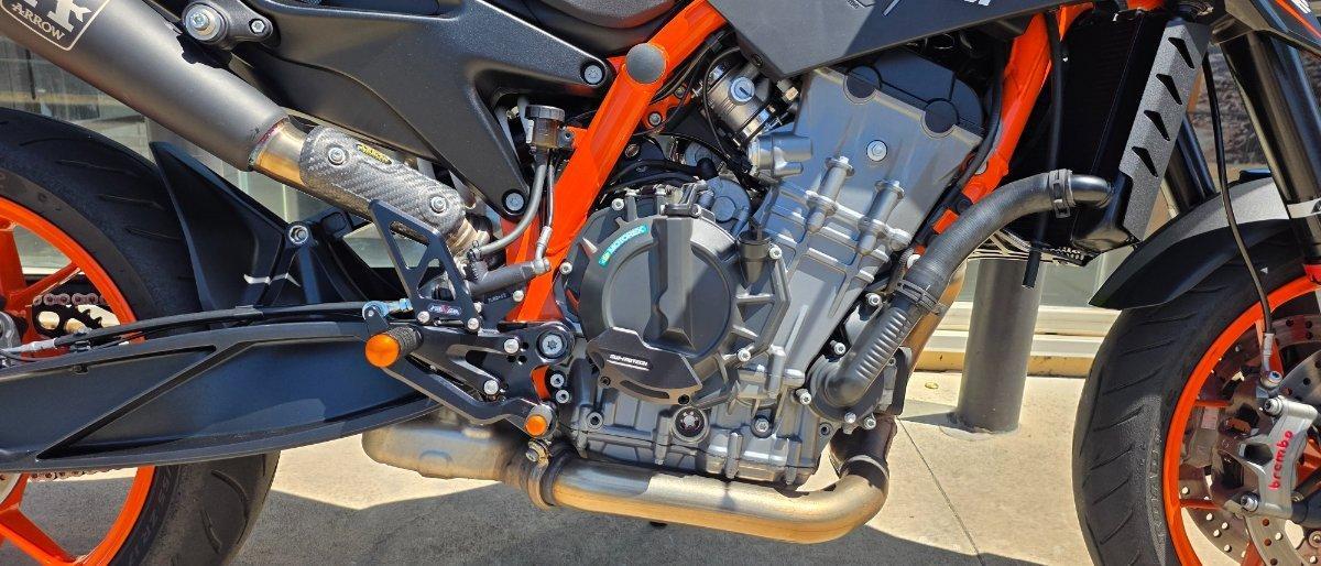 2023 KTM 890 DUKE R ROAD