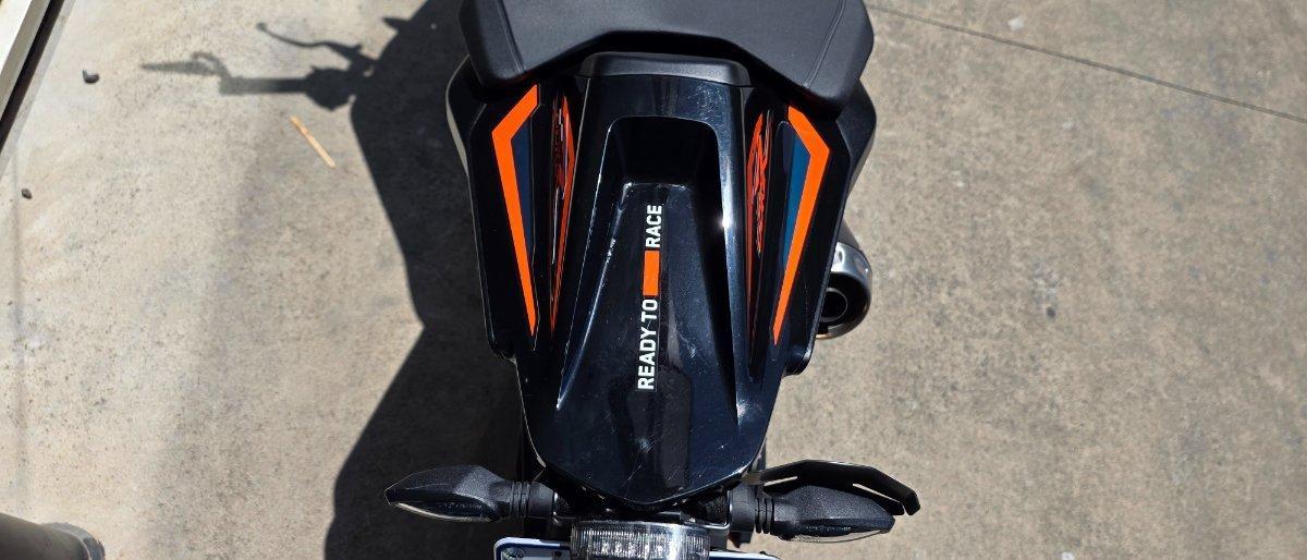 2023 KTM 890 DUKE R ROAD
