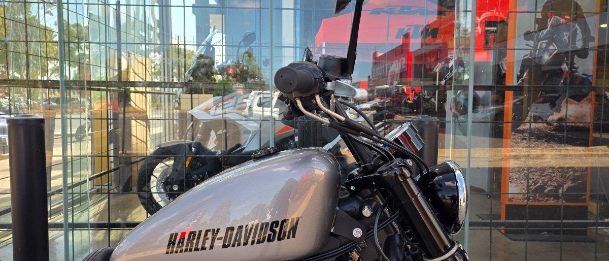 2017 HARLEY-DAVIDSON XL1200C 1200 CUSTOM CRUISER
