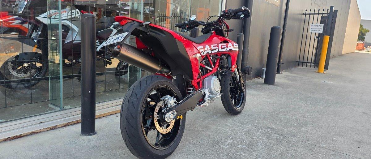 2024 GAS GAS SM700 SUPERMOTARD