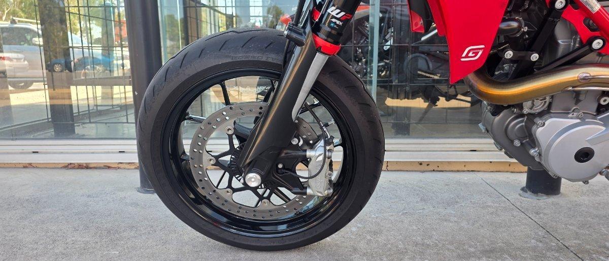 2024 GAS GAS SM700 SUPERMOTARD