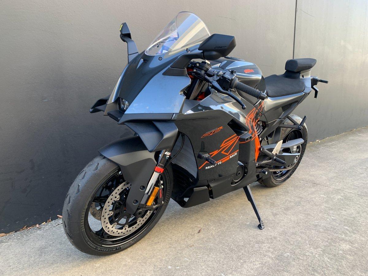 2026 KTM 990 RC R SPORTS