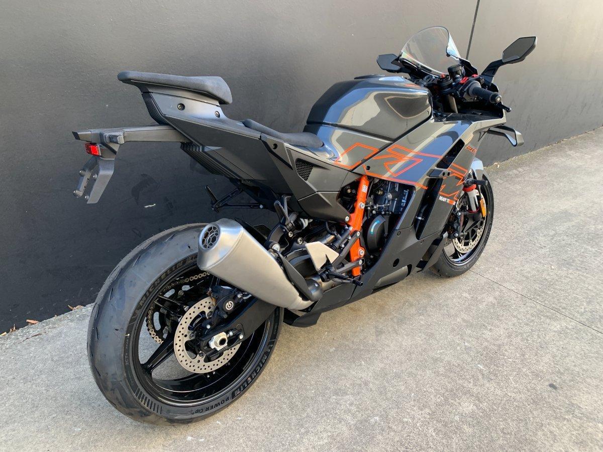 2026 KTM 990 RC R SPORTS