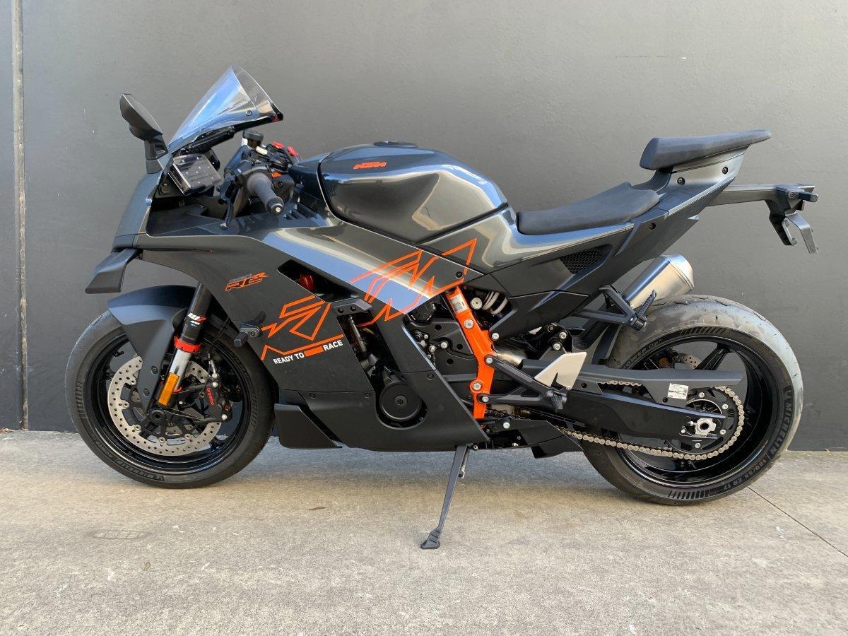 2026 KTM 990 RC R SPORTS