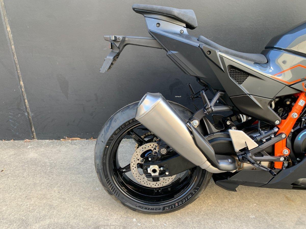 2026 KTM 990 RC R SPORTS