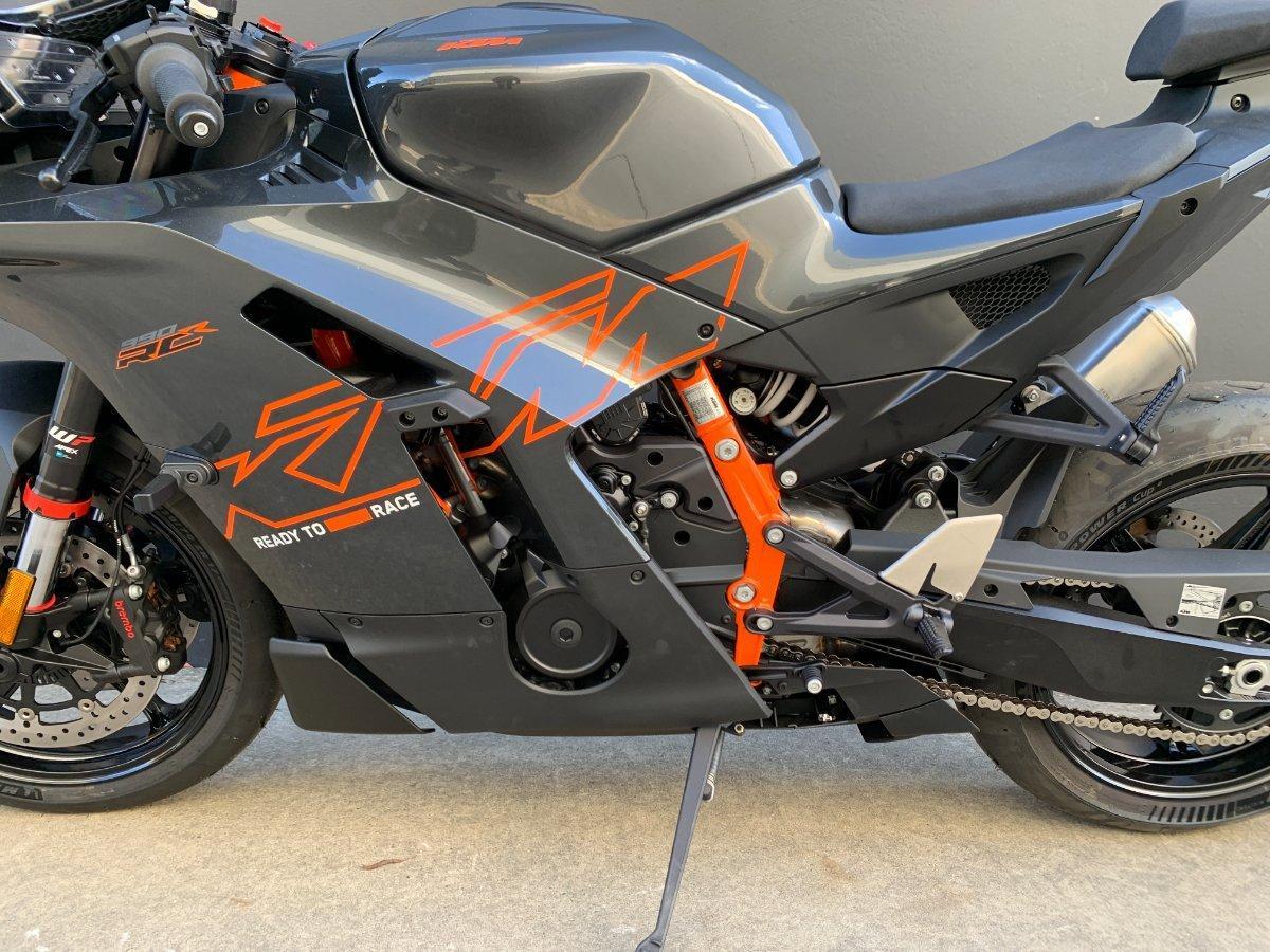 2026 KTM 990 RC R SPORTS