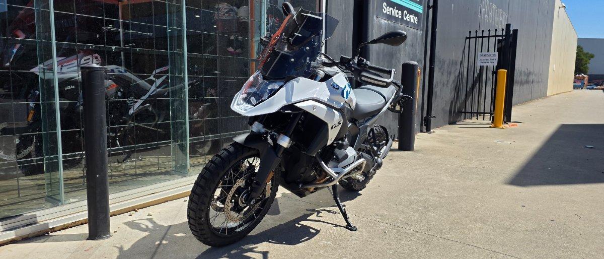2025 BMW R 1300 GS PURE DUAL SPORTS