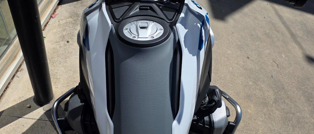2025 BMW R 1300 GS PURE DUAL SPORTS